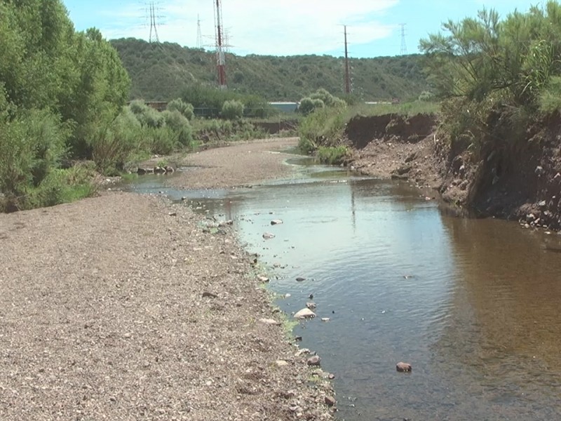 Trabajan en estudio de contaminación de río bambuto