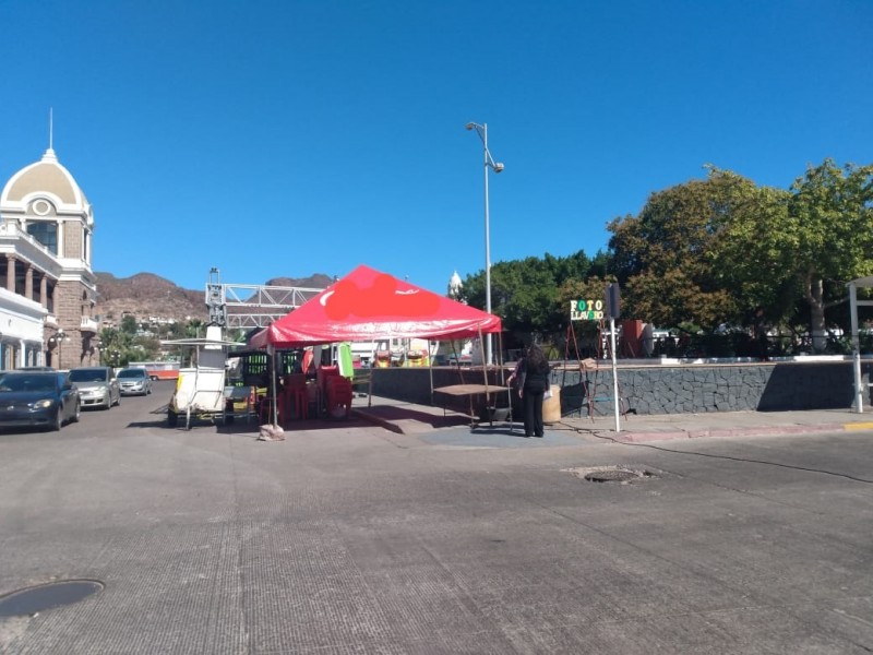 Trabajan en limpieza de ciudad tras Carnaval