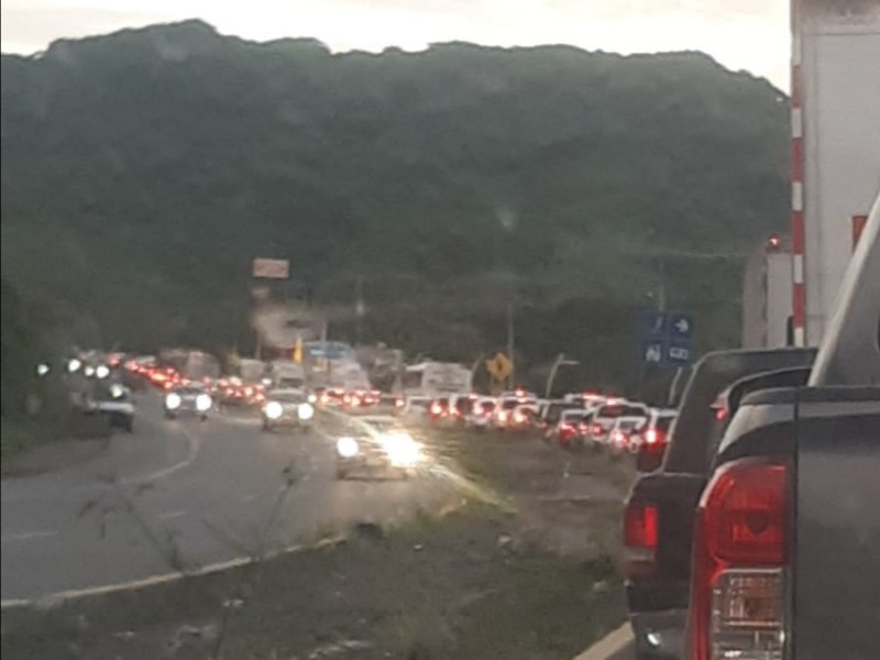 Trabajos en carretera Tepic-Puerto Vallarta se realizarán en horarios nocturnos