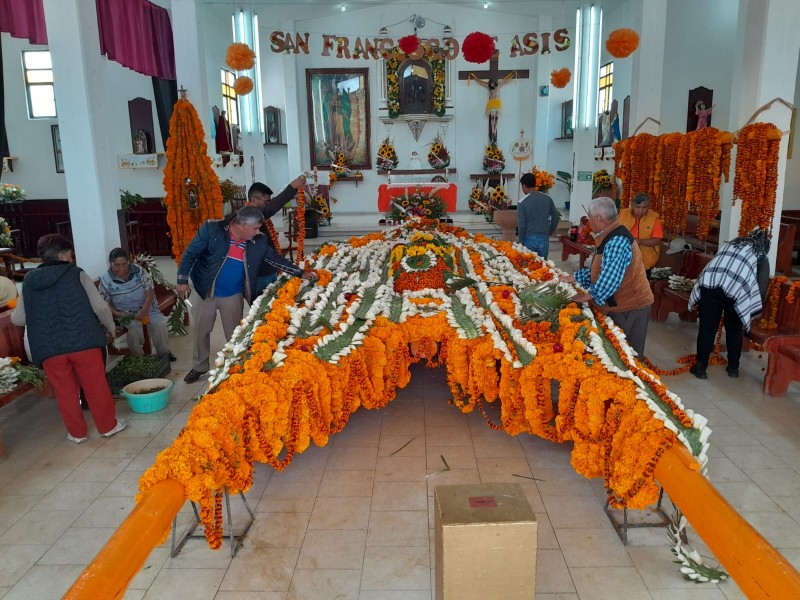 Tradición milenaria en Ixtlahuaca,  Portada a San Francisco de Asis