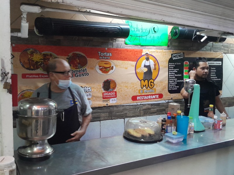 Tradición, sabor y esfuerzo mantienen vivo al Mercado Municipal