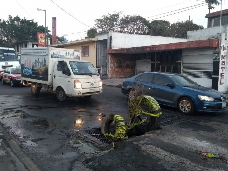 Tragatormentas provoca caos vial