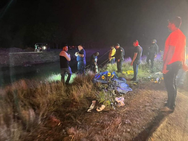 ¡Tragedia en Lateral 18! Canalazo enluta a familia