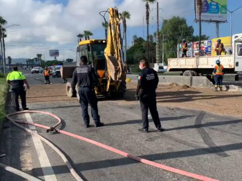 Trailero se quedó dormido y género un accidentazo