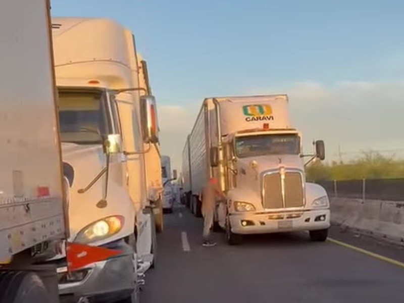 Traileros advierten complicaciones laborales tras cierre de caseta