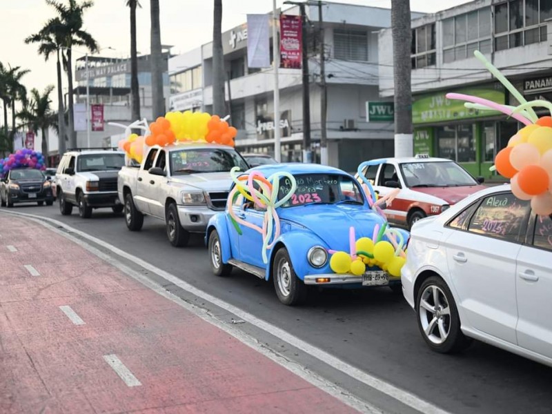 Tránsito lento en Tuxpan por 