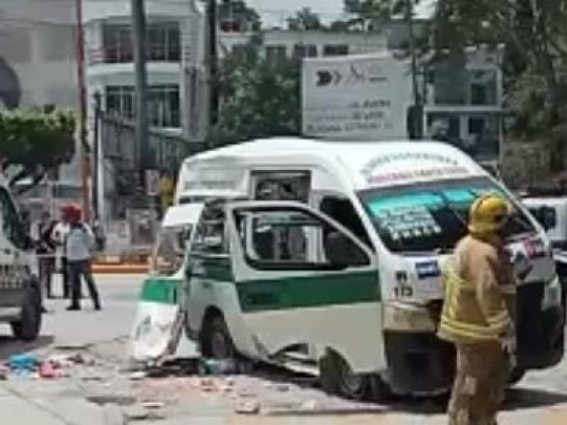 Transporte de pasajeros esta obligado a contar con seguro