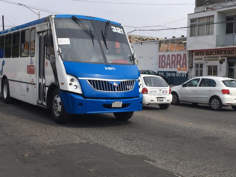 Transporte público eficiente evitaría caos por desabasto