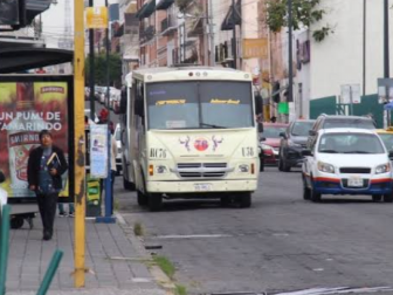 Transporte público no acata medidas de prevención ente COVID-19