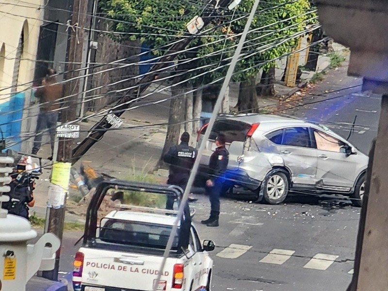 Transporte público, provocó accidente en la 15 poniente