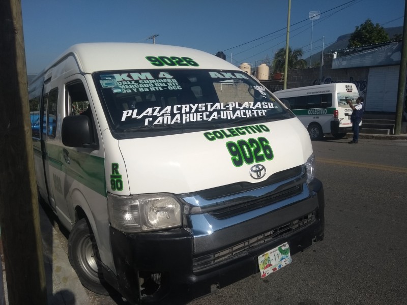 Transporte público sin medidas sanitarias; autoridades en la opacidad