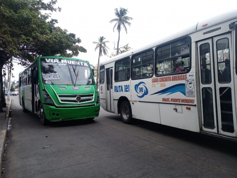 Transporte Publico, un problema contante para los ciudadanos.