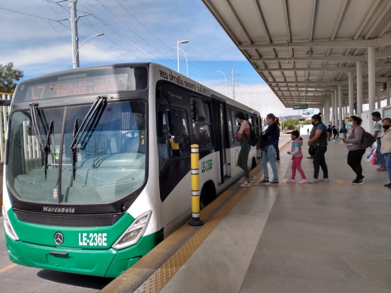 Transporte urbano en León; servicio público en manos de IP