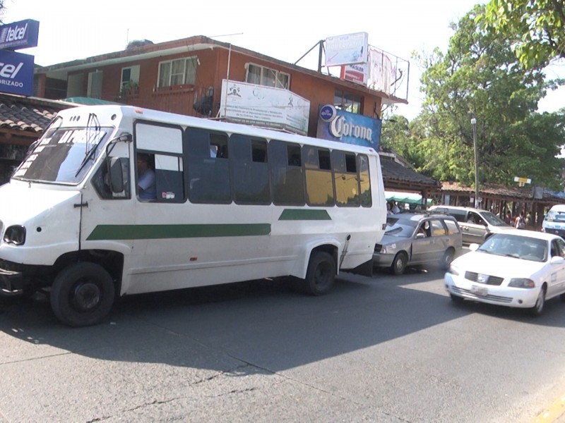 Transportes Estatal analiza entregar más concesiones en Zihuatanejo