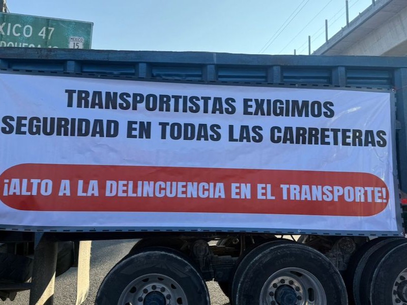 Transportistas bloquearon la México-Toluca piden alto a la extorsión