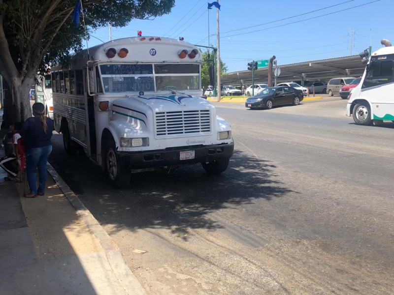 Transportistas colocarán dispensadores de gel antibacterial en unidades