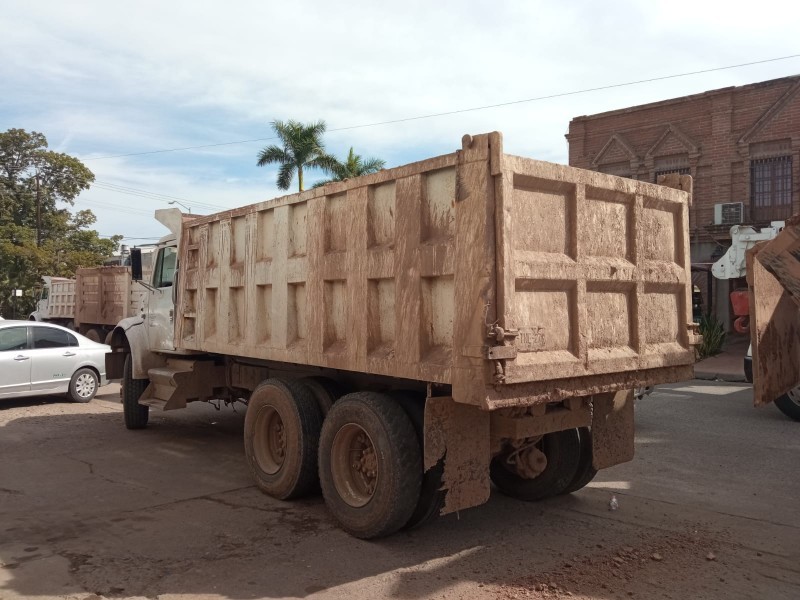 Transportistas de carga en crisis ante falta de inversiones