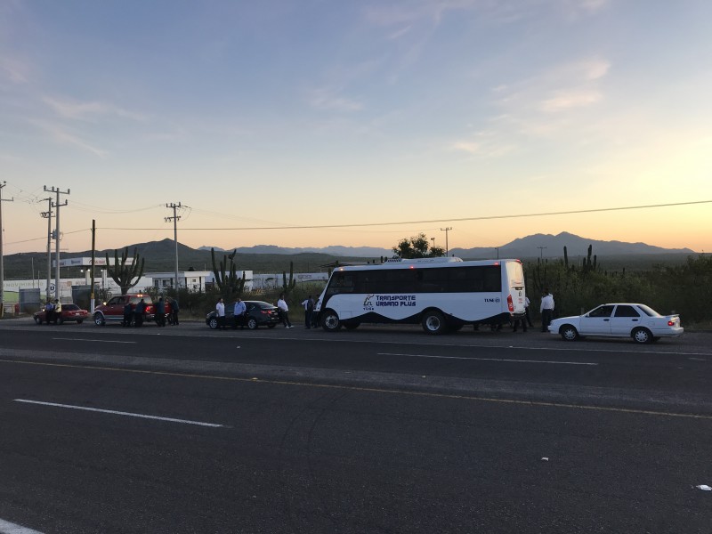 Transportistas de Los Cabos se manifiestan