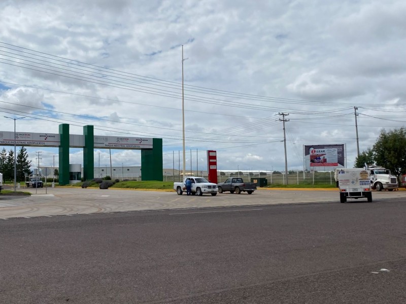 Transportistas de Morelos toman de manera simbólica Parque Industrial