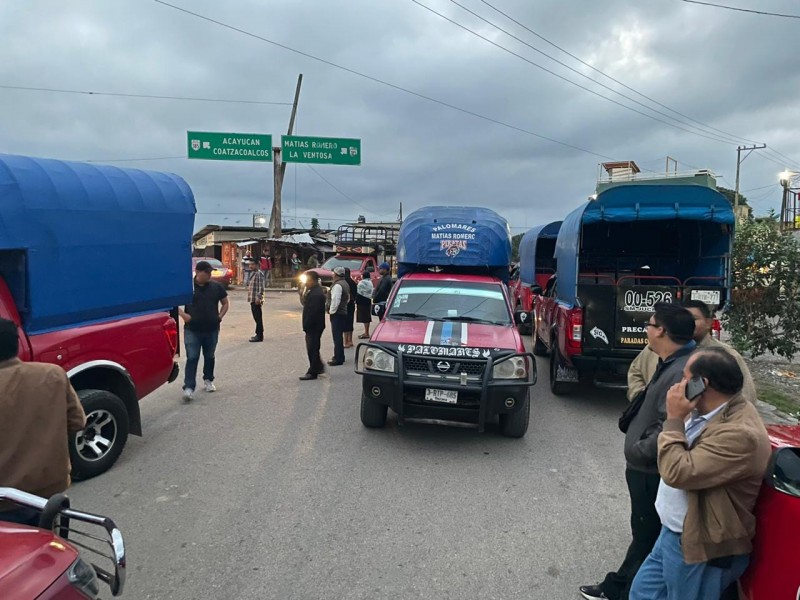 Transportistas de Palomares rechazan ingreso de nueva línea