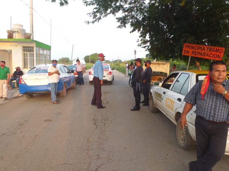 Transportistas de Unión Hidalgo protestan con bloqueos carreteros