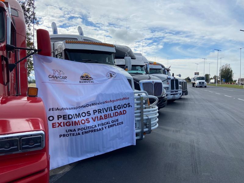 Transportistas de Zacatecas se suman a movilización nacional