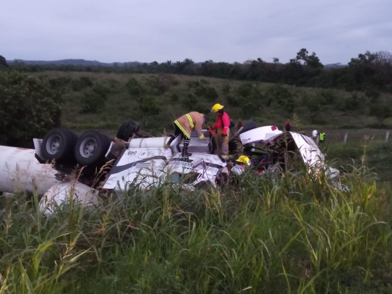 Transportistas deben cumplir tiempos de descanso de bitácoras oculares