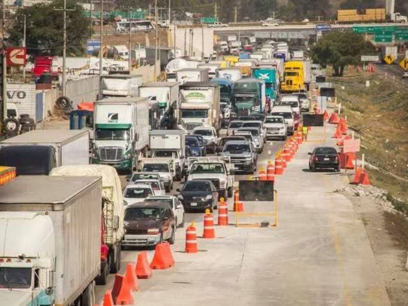 Transportistas posponen megabloqueo carretero y acuerdan diálogo con autoridades Transportistas posponen megabloqueo carretero y acuerdan diálogo con autoridades