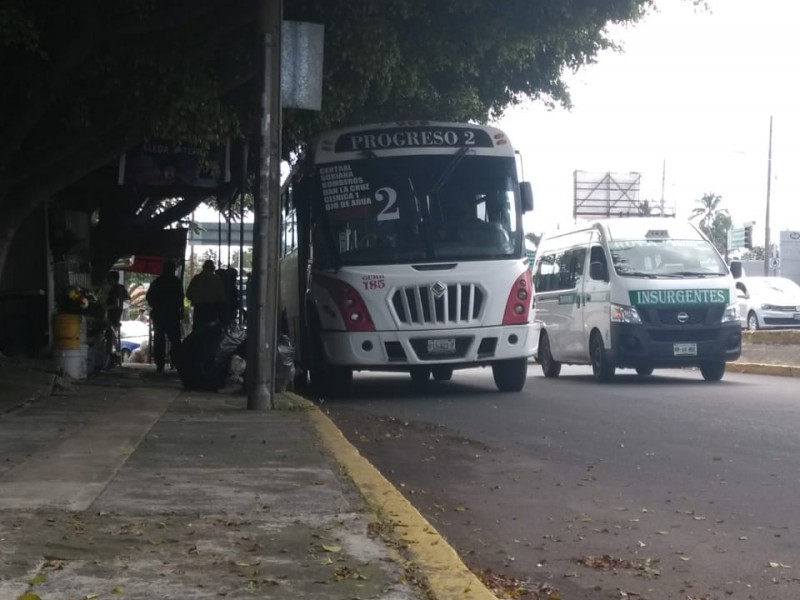 Transportistas se dicen ignorados en decisión sobre tarifa