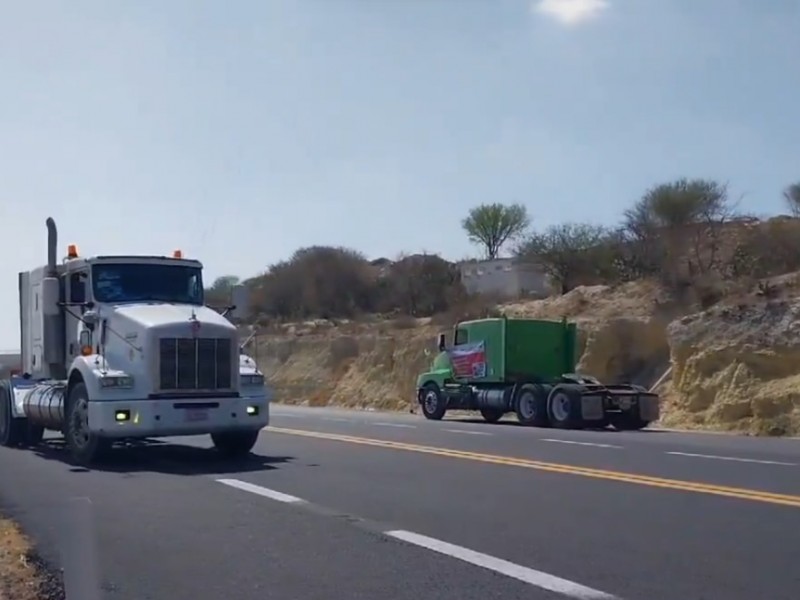 Transportistas se manifestaron este día