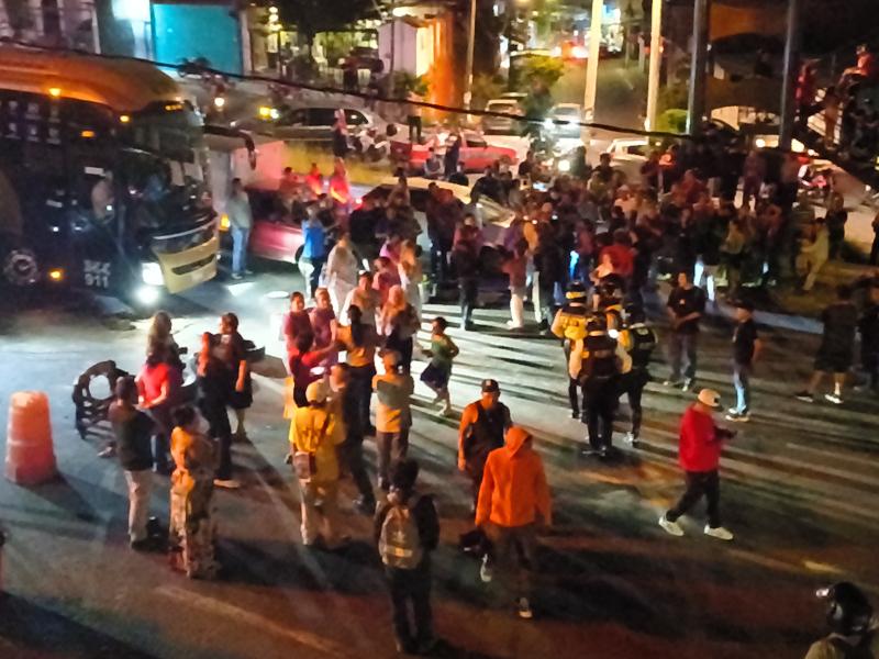 Tras 12 horas de protesta, fue liberada la carretera a Chapala
