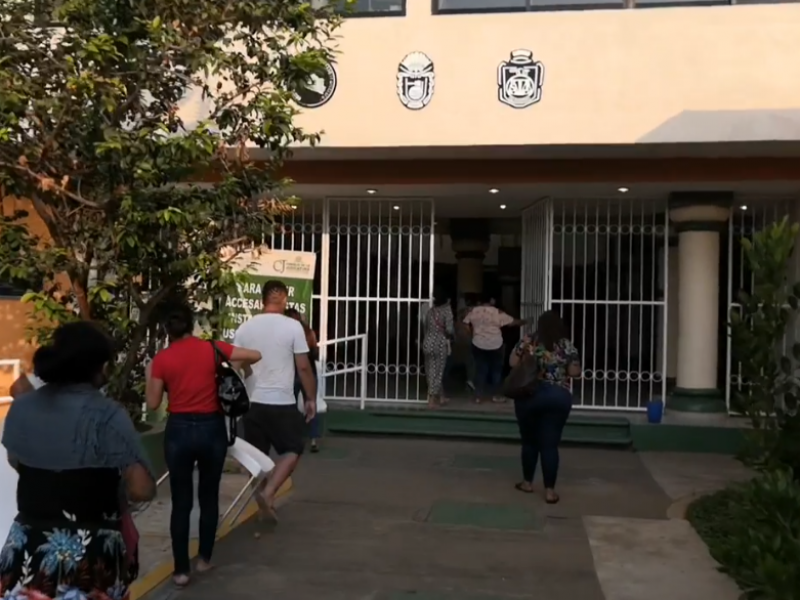 Tras acuerdo con titular, levantan paro en TSJ en Zihuatanejo