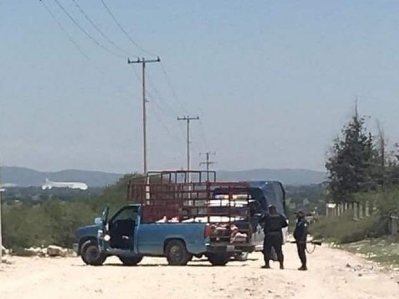 Tras enfrentamiento, recuperan camioneta robada en Tepanco