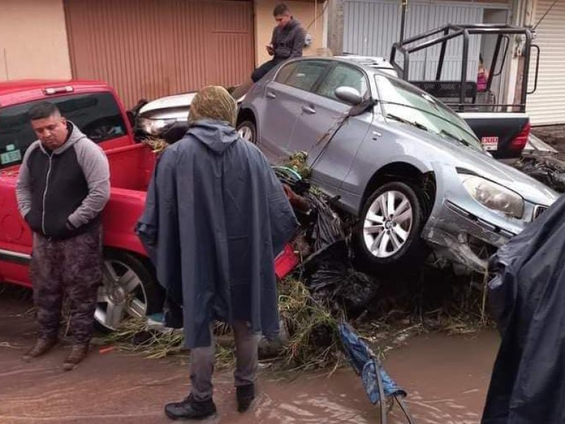 Tras inundaciones, Guardia Civil realiza acciones de auxilio en Villamar