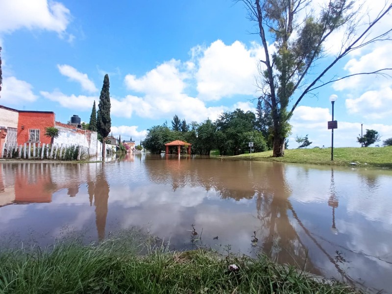 Tras lluvia, buscan cuidar la salud de los afectados por inundaciones