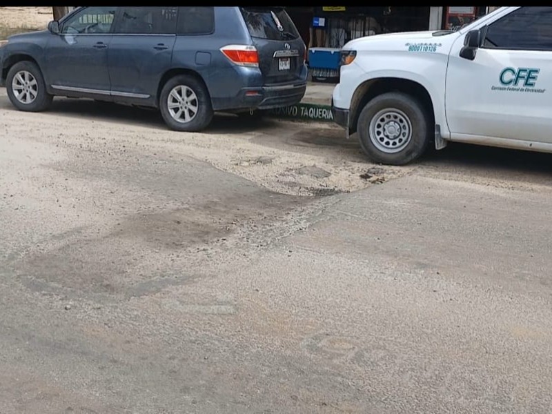 Aunque escasas, lluvias agudizan problema de baches