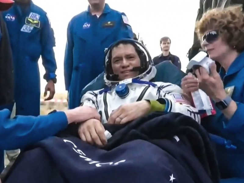 Tras récord en órbita, tripulación de EEI vuelven a Tierra
