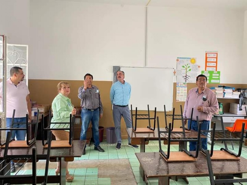 Tras sismo identifican daños menores en escuelas de Cotija