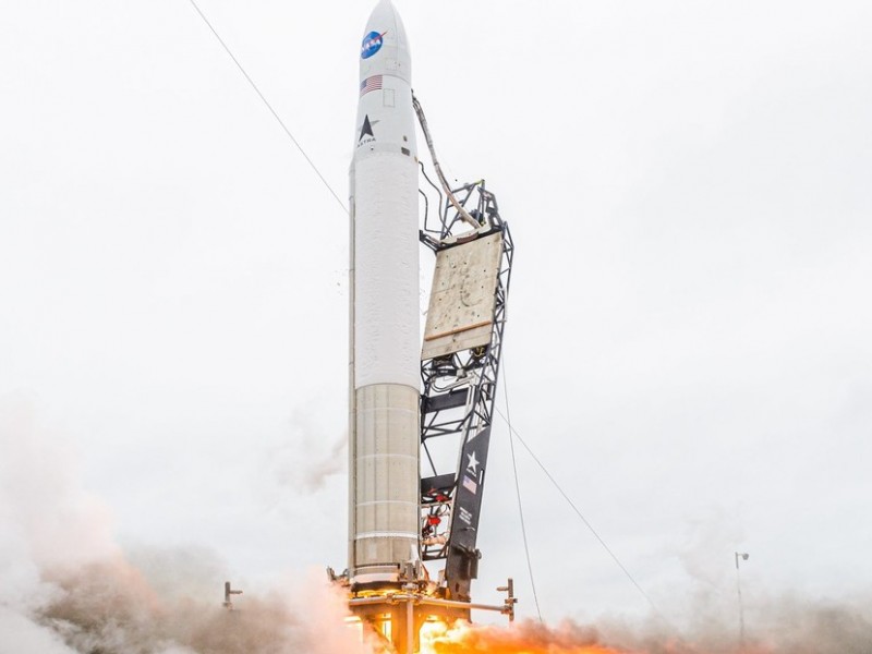 Tras su lanzamiento un cohete de Astra Space se incendia