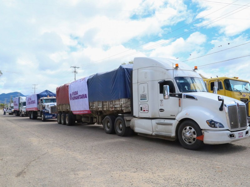 Traslada DIF Oaxaca 113 toneladas de víveres a Chilpancingo, Guerrero