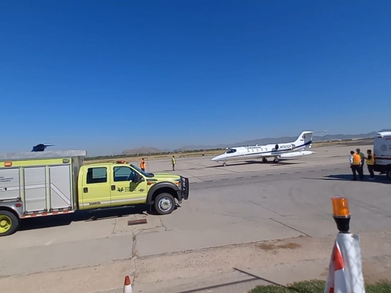 Trasladan a Phoenix a joven lesionada por explosión en comercio