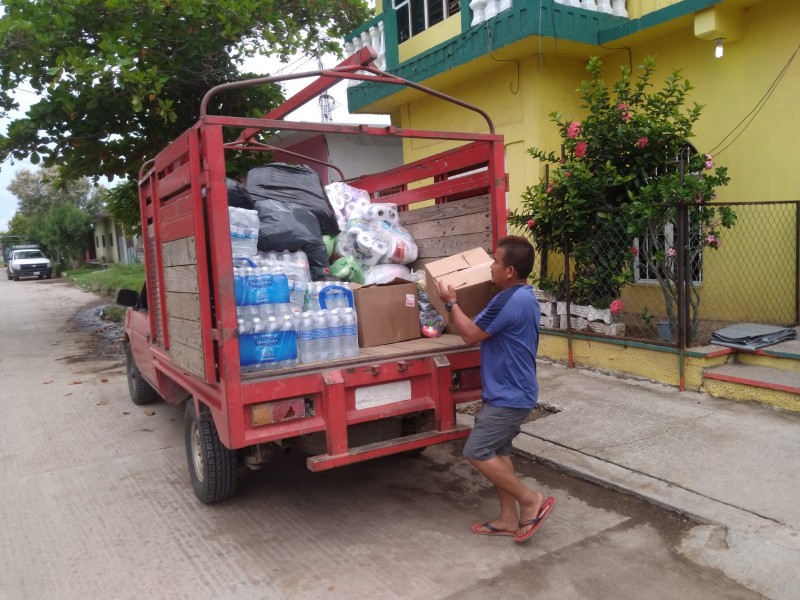 Trasladan ayuda recolectada para damnificados de la Costa