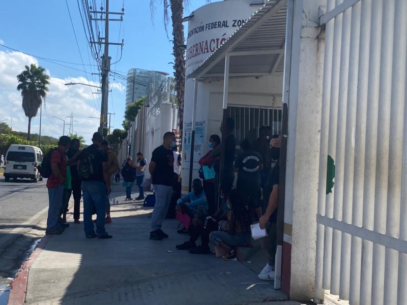 Tratos a migrantes no cambian, atención es mala y tardía