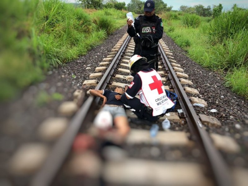 Tren cercena extremidades a migrantes en Cosoleacaque