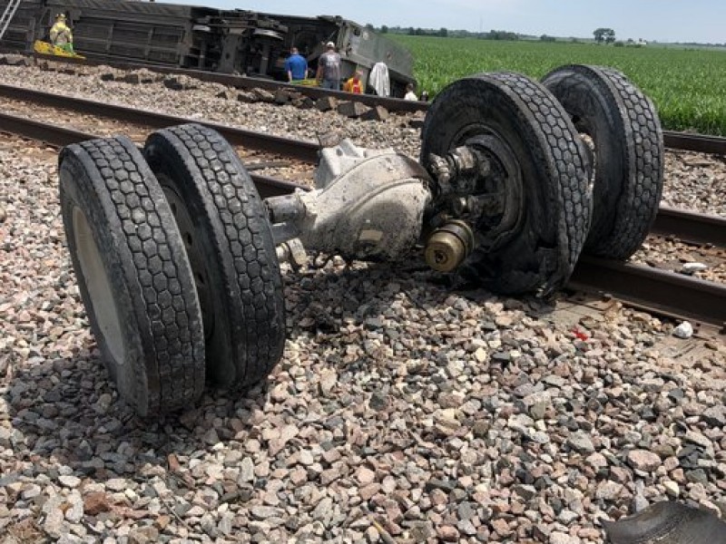 Tren con 243 pasajeros se descarrila en Missouri, EU