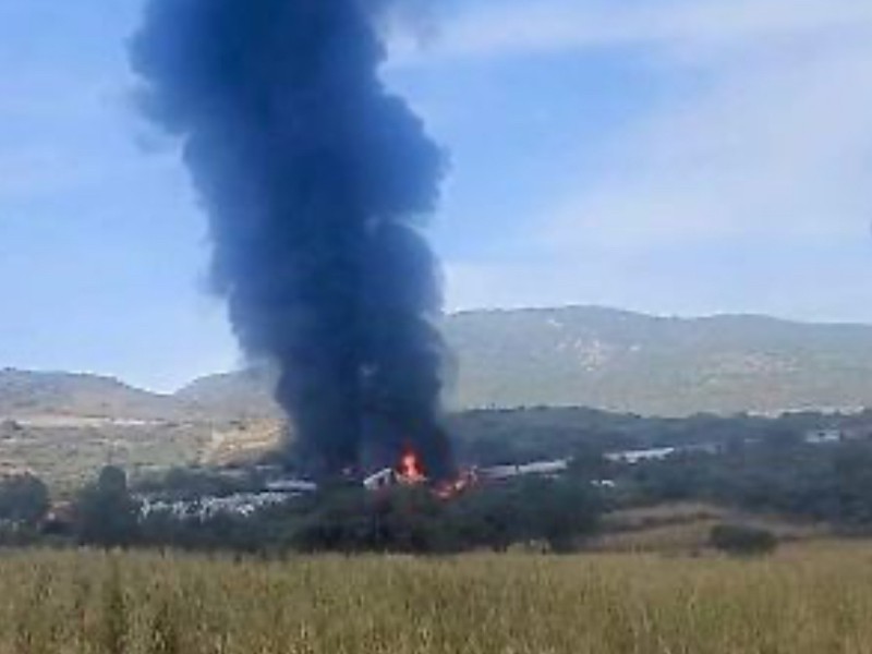 Tren descarrila y explota en Hidalgo