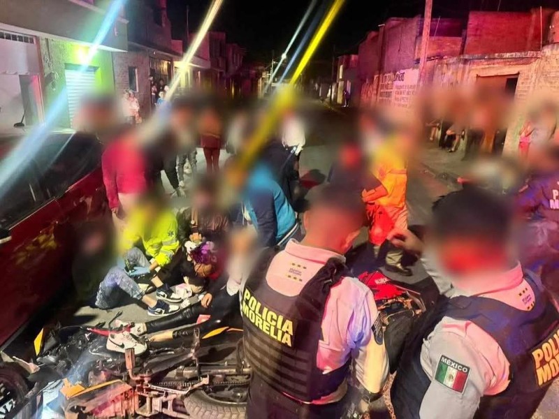 Tres adolescentes lesionados tras jugar con motocicletas
