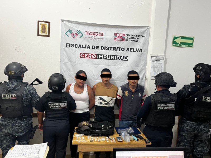 Tres detenidos por posesión de droga en el municipio de Palenque