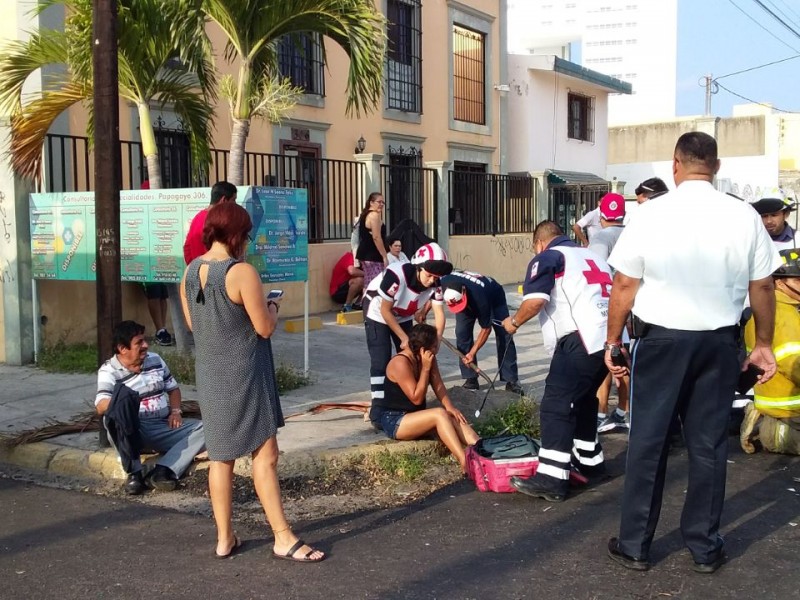 Tres lesionados en volcadura en Mazatlán
