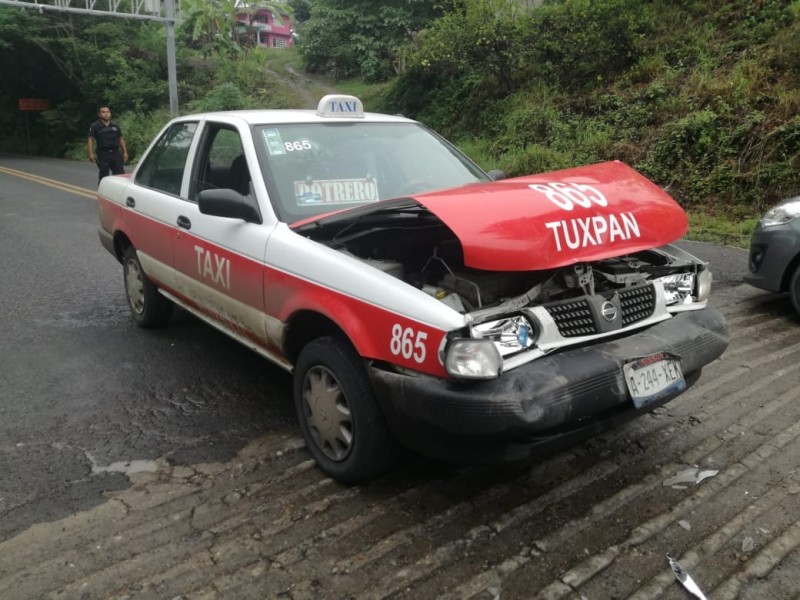 Tres lesionados tras accidente sobre la carretera Tuxpan-Tampico